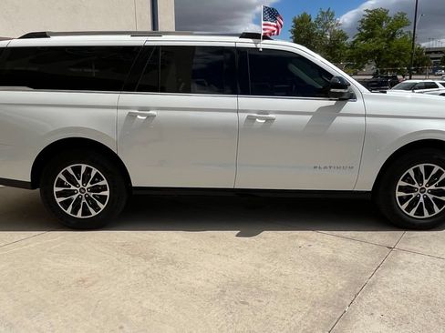 Used 2025 Ford Expedition Max Platinum AWD/4WD image 4