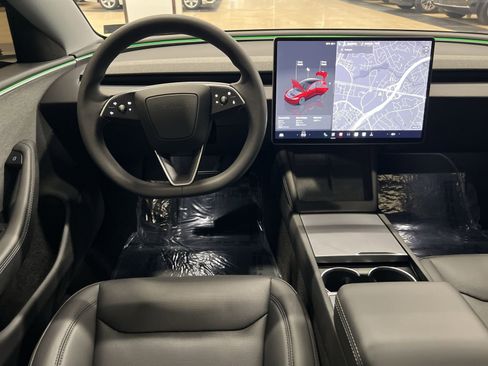 Used 2025 Tesla Model 3 Long Range image 18