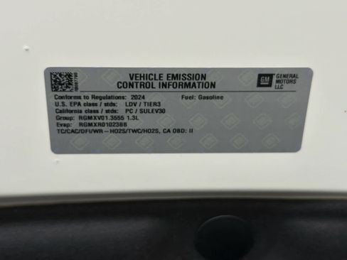 Used 2024 Buick Encore GX Sport Touring w/ Comfort Package FWD image 34