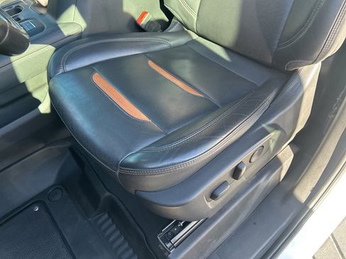 Used 2022 GMC Sierra 1500 AT4 w/ AT4 Premium Package image 23