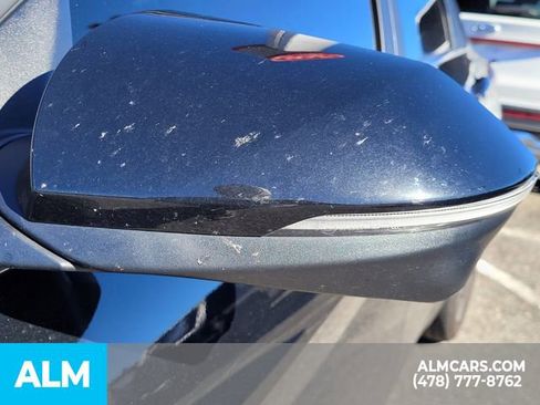 Used 2024 Hyundai Elantra Limited image 27