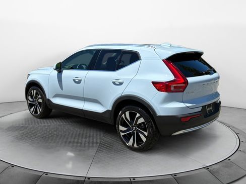 Used 2025 Volvo XC40 B5 Ultra w/ Climate Package AWD/4WD image 5