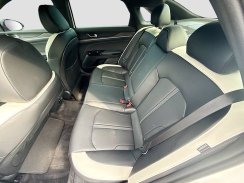 Used 2025 Kia K5 GT-Line w/ GT-Line Premium Package FWD image 31