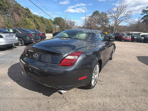 Used 2006 Lexus SC 430 Convertible image 3