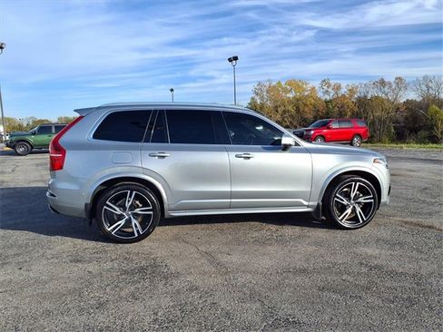 Used 2019 Volvo XC90 T5 R-Design w/ Advanced Package image 8