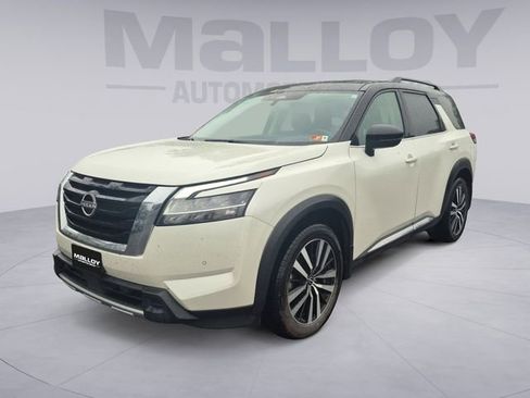 Used 2024 Nissan Pathfinder Platinum AWD/4WD image 1