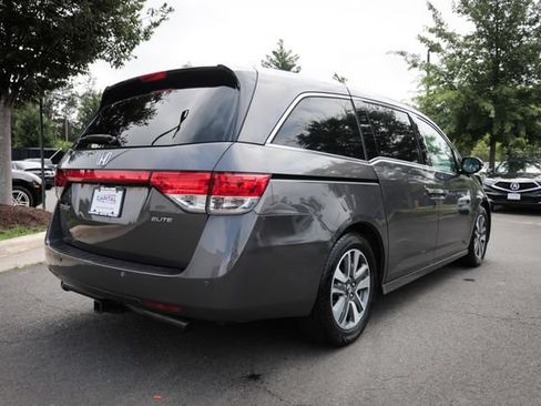Used 2015 Honda Odyssey Touring Elite image 9