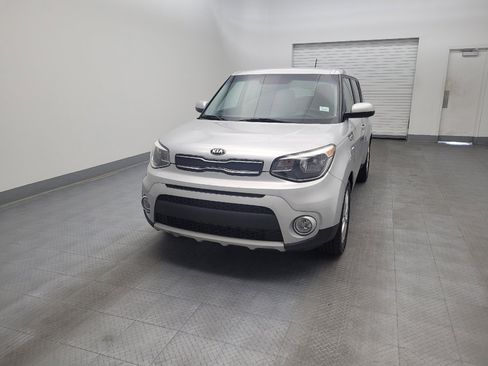 Used 2019 Kia Soul + image 15