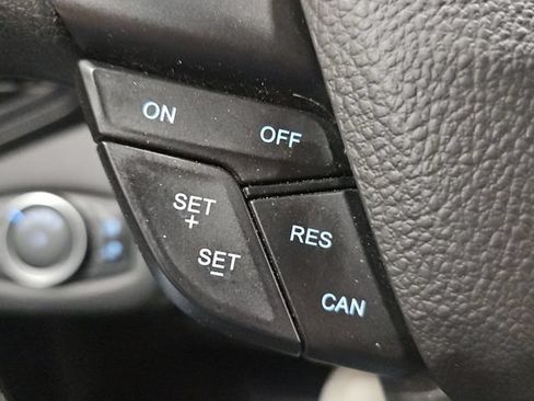 Certified 2017 Ford Escape SE w/ Equipment Group 201A AWD/4WD image 30