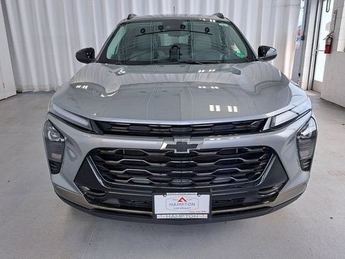 Used 2025 Chevrolet Trax ACTIV w/ Driver Confidence Package FWD image 4