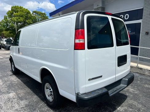 Used 2020 Chevrolet Express 2500 RWD image 5