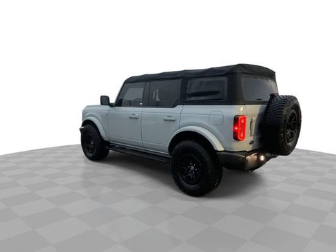 Used 2022 Ford Bronco Outer Banks image 8