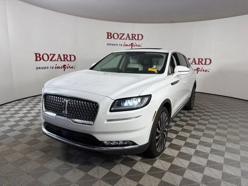 Used 2023 Lincoln Nautilus Black Label w/ Class II Trailer Tow Package AWD/4WD image 4