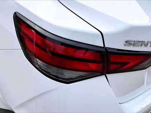 Certified 2025 Nissan Sentra S FWD image 27