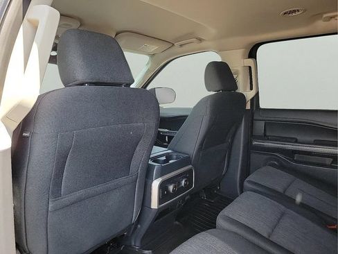 Used 2022 Ford Expedition XLT RWD image 14
