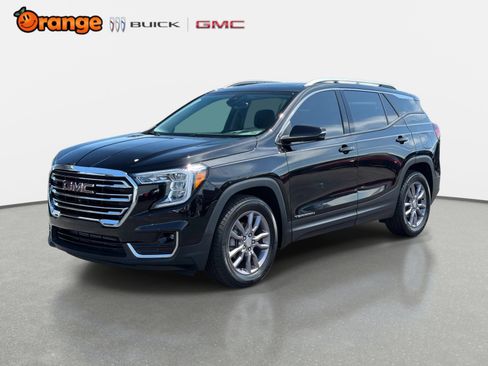 Used 2023 GMC Terrain SLT w/ Tech Package FWD image 7