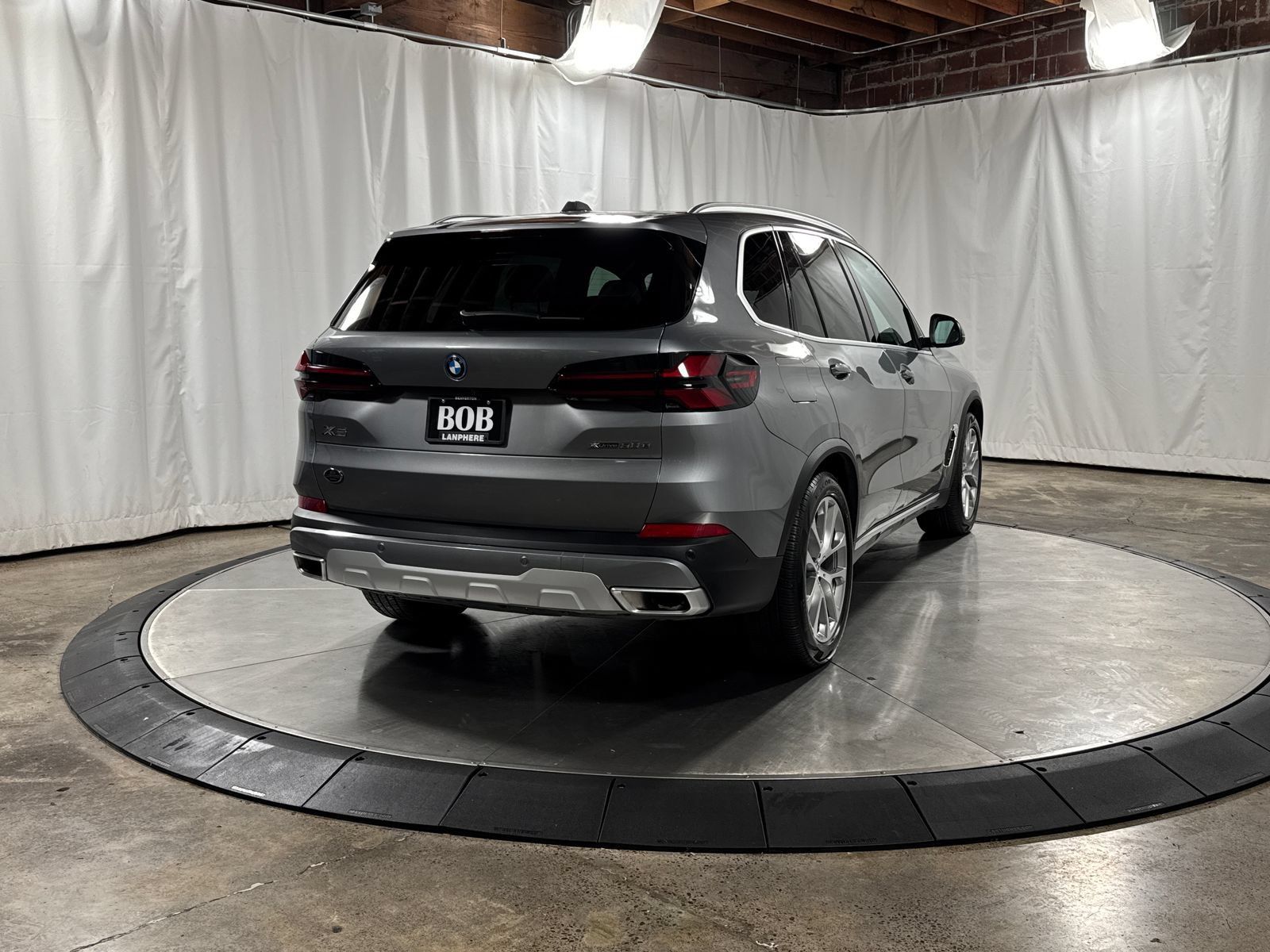 Used 2025 BMW X5 xDrive50e AWD/4WD image 8