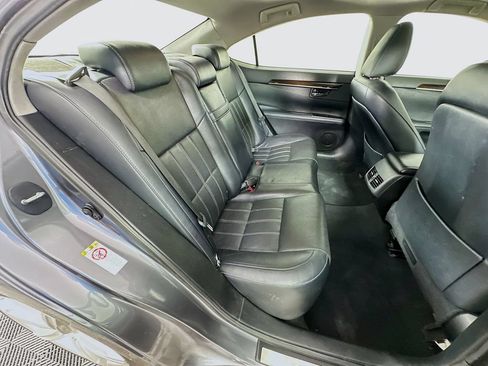 Used 2017 Lexus ES 350 w/ Luxury Package FWD image 28