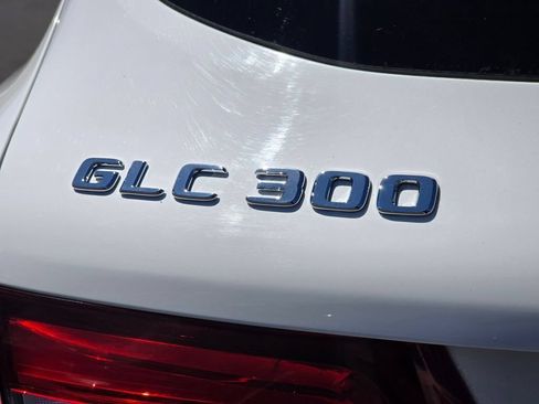 Used 2018 Mercedes-Benz GLC 300 4MATIC image 12