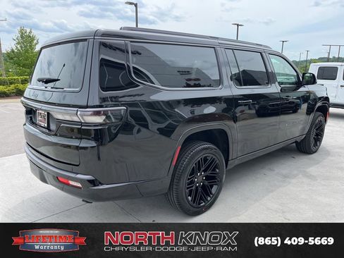 New 2026 Jeep Grand Wagoneer L Limited AWD/4WD image 16