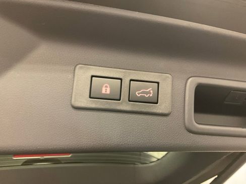 New 2026 Subaru Forester Premium image 27