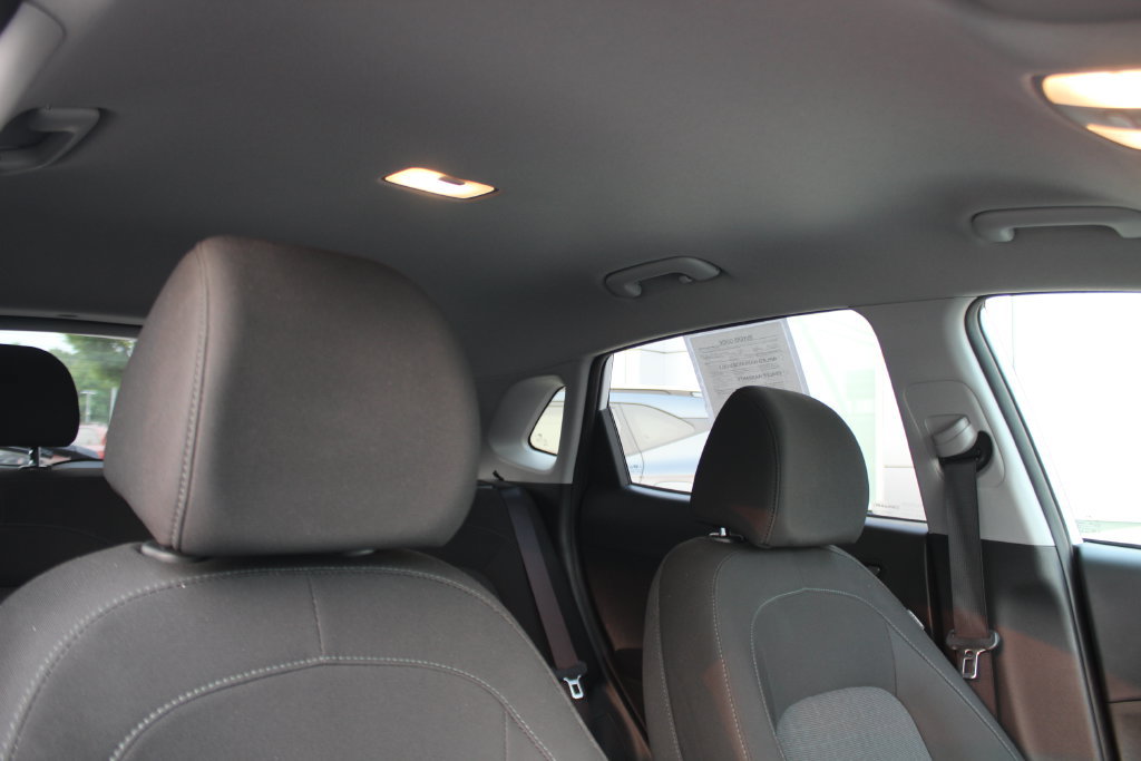 Used 2023 Hyundai Kona SEL w/ Cargo Package AWD/4WD image 32