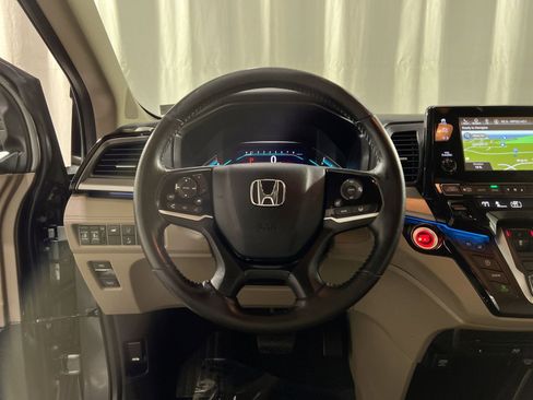 Used 2018 Honda Odyssey Elite image 23