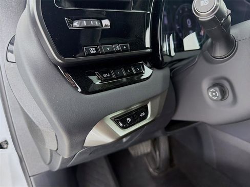 Used 2024 Lexus RX 350 Premium w/ Cold Area Package AWD/4WD image 10