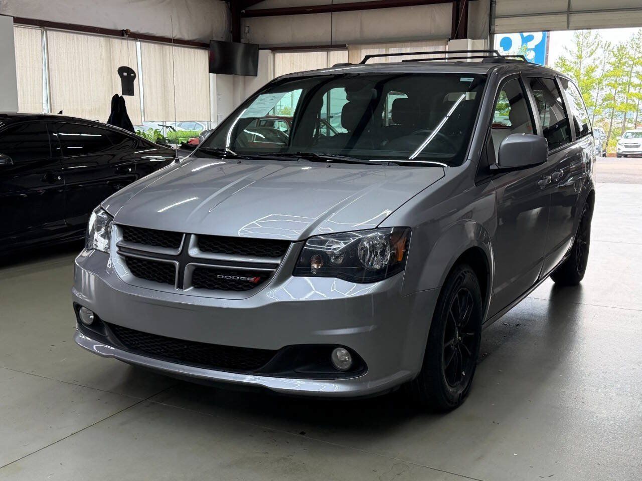 Used 2019 Dodge Grand Caravan GT FWD image 5
