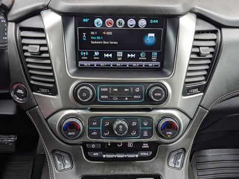 Used 2019 Chevrolet Tahoe LT w/ LT Signature Package image 20