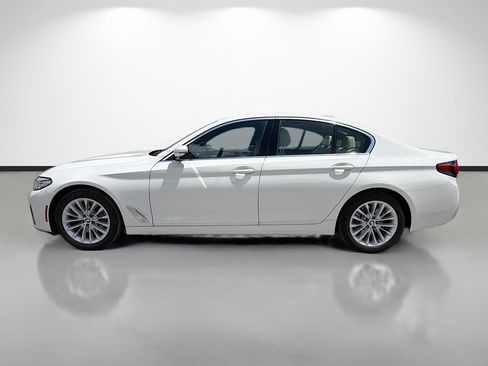 Used 2023 BMW 530i w/ Convenience Package RWD image 6
