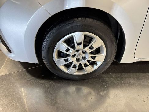 Used 2015 Toyota Corolla S image 10