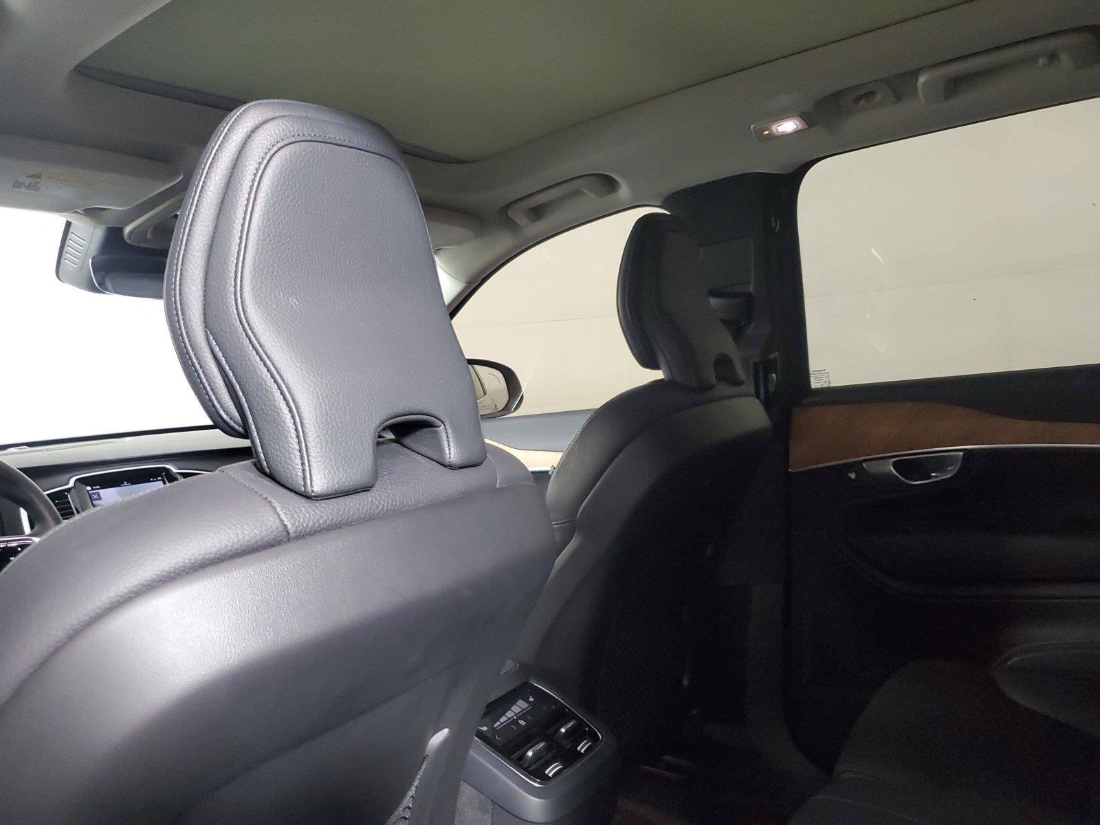 Certified 2024 Volvo XC90 B6 Plus w/ Protection Package Premier AWD/4WD image 15