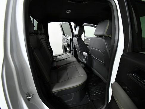 New 2026 Chevrolet Colorado ZR2 w/ Technology Package image 23