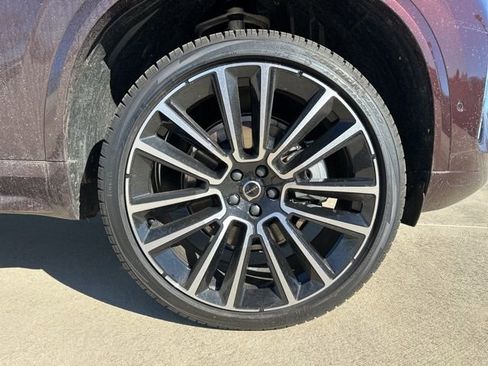 New 2026 Volvo XC90 B6 Plus w/ Protection Package Premier image 9