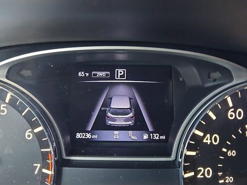 Used 2020 Nissan Pathfinder SL image 5