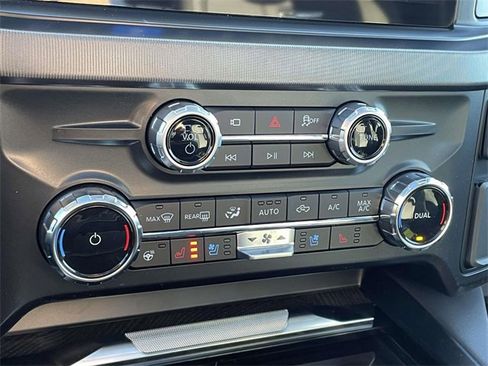 New 2025 Ford F250 Platinum image 26