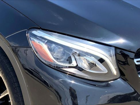 Used 2019 Mercedes-Benz GLC 300 image 26