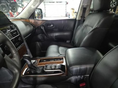Used 2024 Nissan Armada SL w/ Captain's Chairs Package AWD/4WD image 19