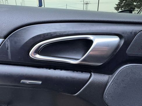 Used 2017 Porsche Cayenne Platinum Edition w/ Premium Package (PJV) image 46