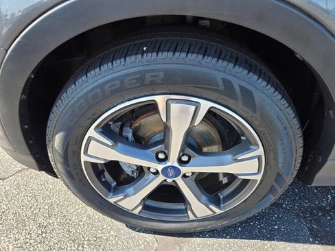 Used 2018 Ford Escape SEL FWD image 25