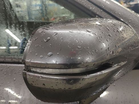 Used 2016 Honda HR-V EX image 32