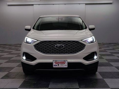 Used 2024 Ford Edge SEL w/ Convenience Package image 5