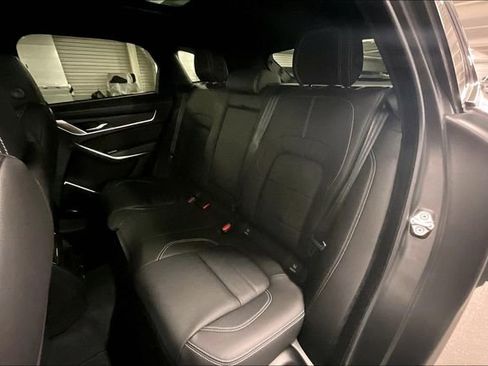 New 2026 Jaguar F-PACE R-Dynamic S image 9