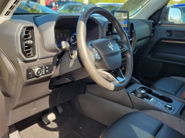 Used 2024 Ford Bronco Sport Outer Banks AWD/4WD image 10