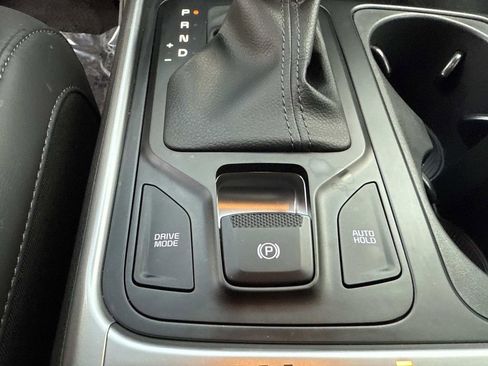 Used 2026 Kia Carnival image 32