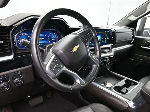 Used 2024 Chevrolet Silverado 2500 LTZ w/ LTZ Convenience Package image 14