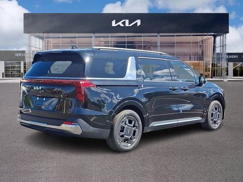 New 2026 Kia Carnival SX image 4