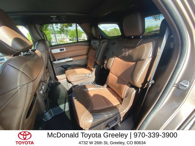 Used 2021 Ford Explorer King Ranch w/ Premium Technology Package AWD/4WD image 23