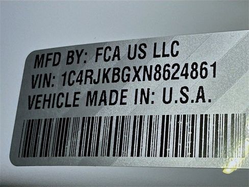 Used 2022 Jeep Grand Cherokee L Limited image 26